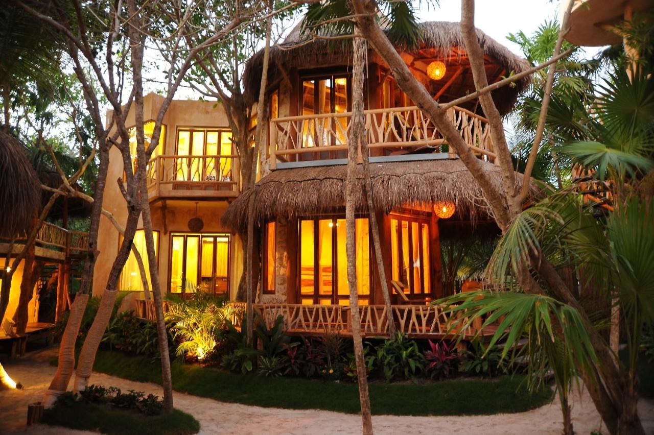 Hotel Alaya Beachfront 4*