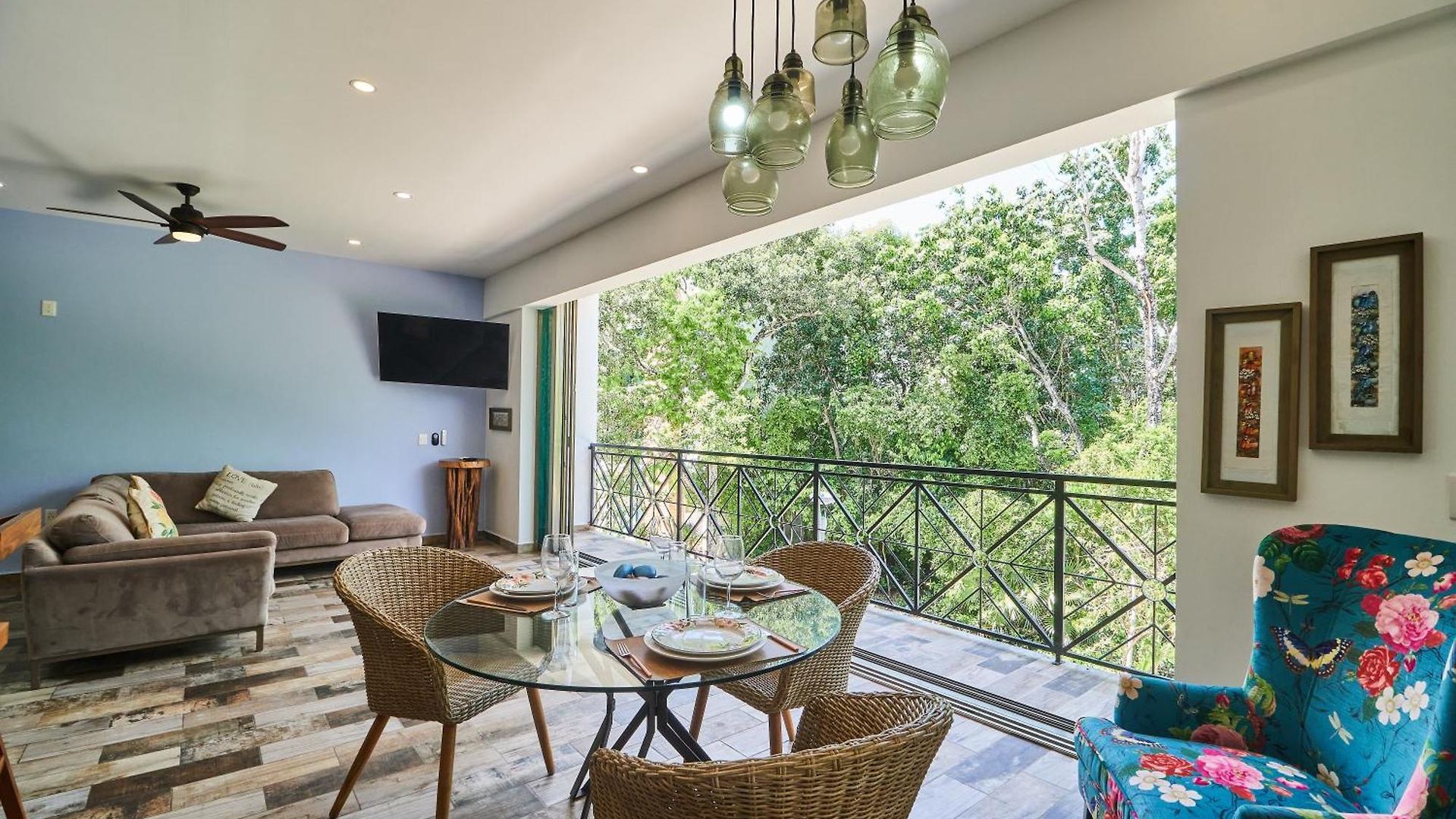 Unwind At Magdalena, Private With 3 Bedrooms, Rooftop Pool And Fast Wi-fi For Digital Nomads Сasa de vacaciones