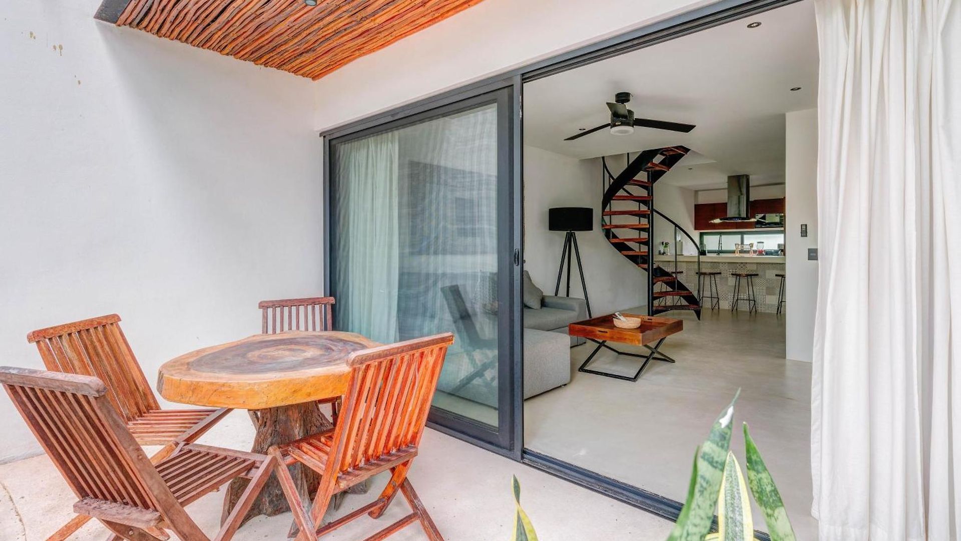 Paradise In Ph With Jacuzzi And Stunning Views Apartamento