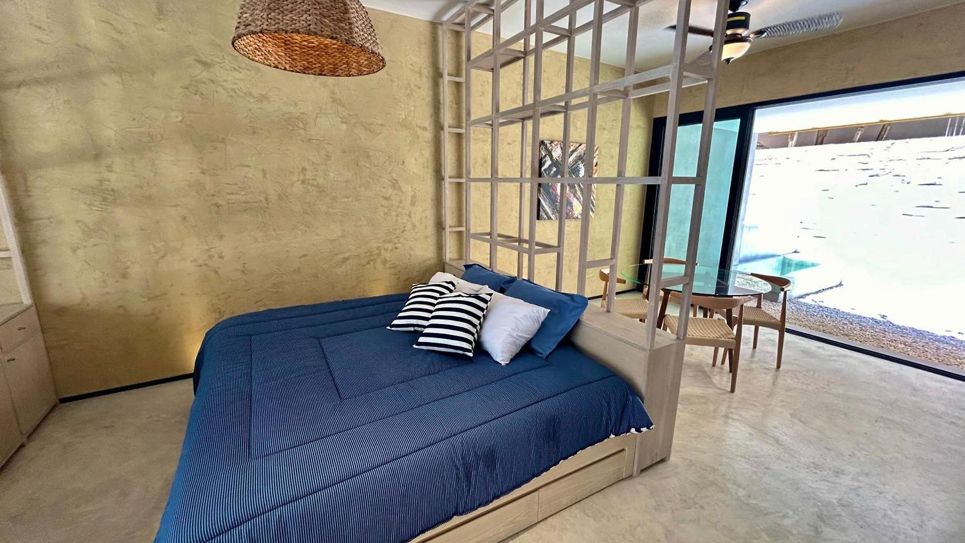 Zel-va Apartahotel 4*