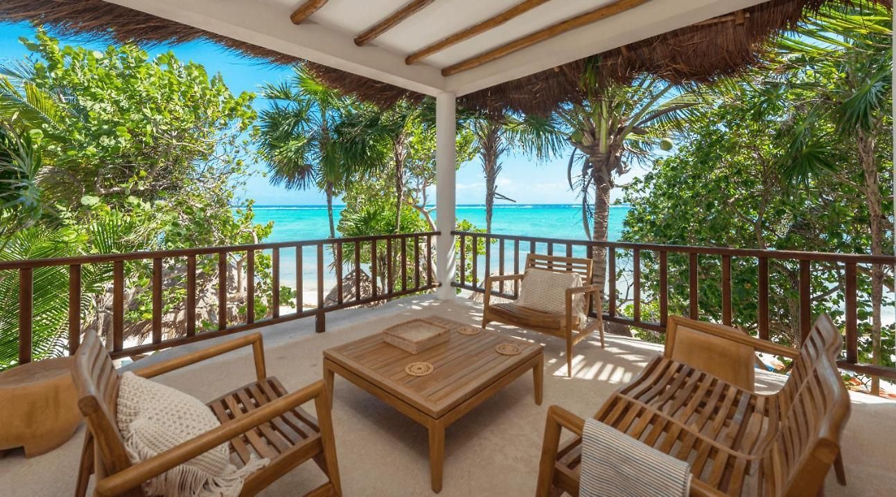 Soliman Bay Beachfront Villa