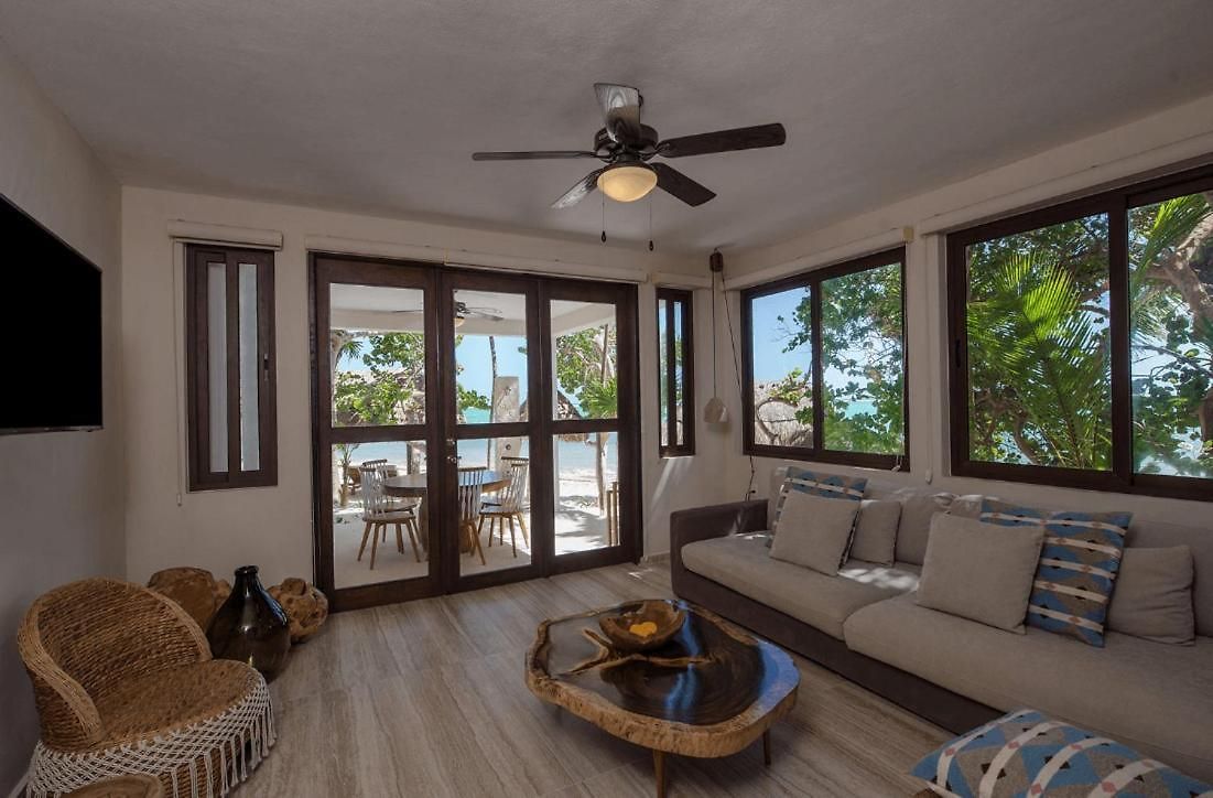 Soliman Bay Beachfront Villa Tulum