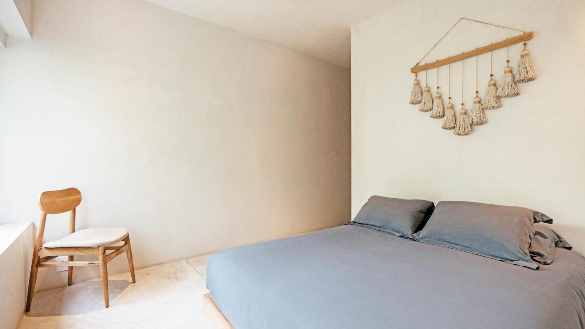 Casa Areca, Awarded Architectural Located In A Secured Gated Community, With Concierge Services *