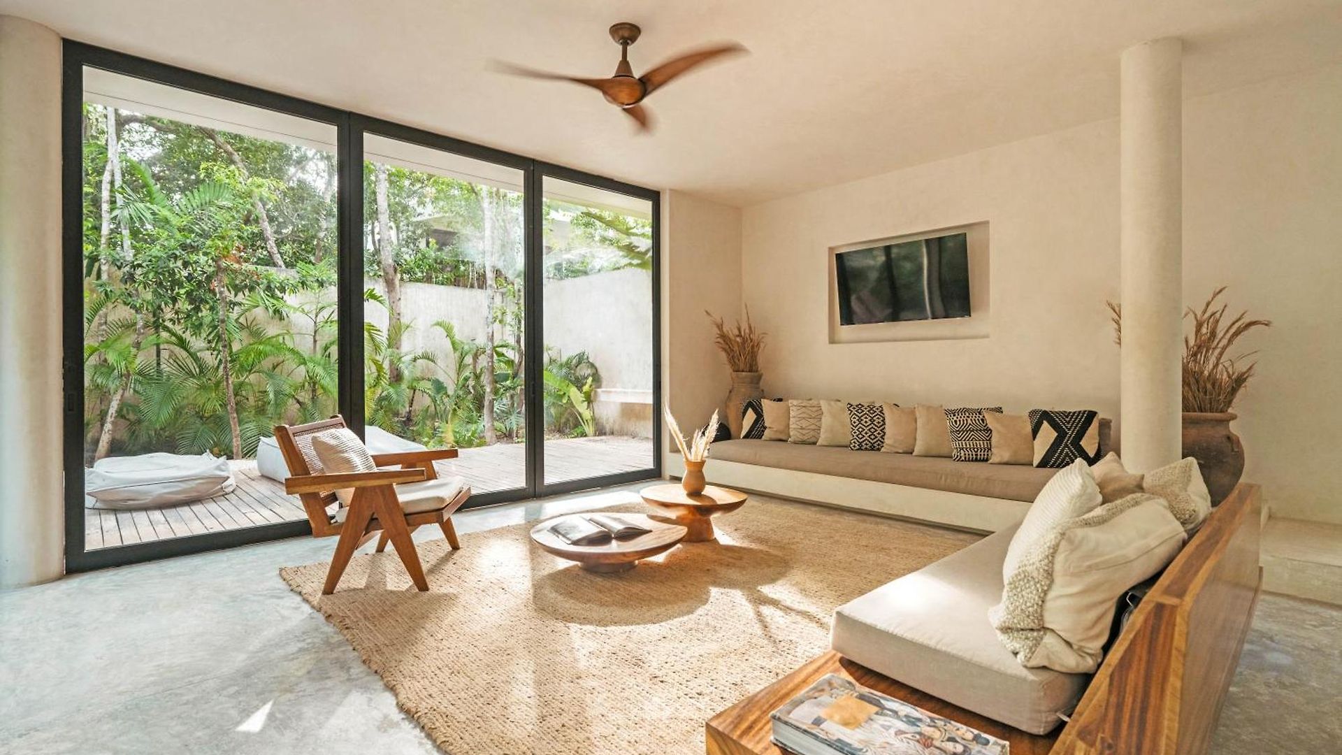 Casa Areca, Awarded Architectural Located In A Secured Gated Community, With Concierge Services Tulum