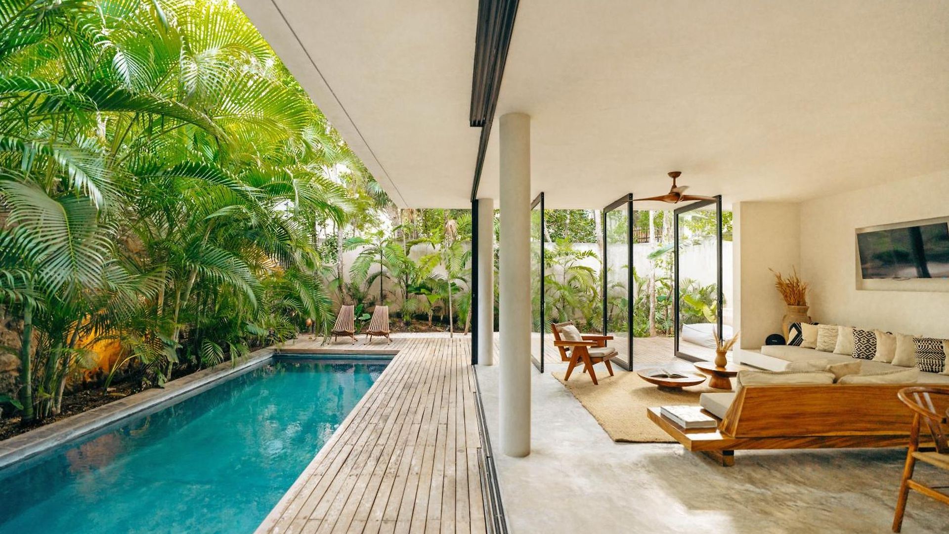 Casa Areca, Awarded Architectural Located In A Secured Gated Community, With Concierge Services Villa