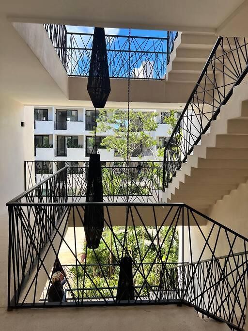 Apartment Comfy 5 Mins From *