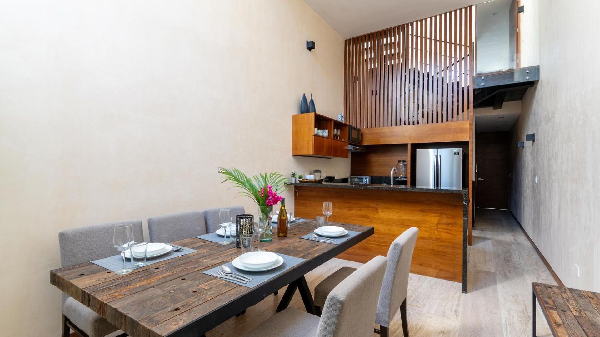 Apartment Sapphire - 2 Floors With Private Roof And Pool & Club Access