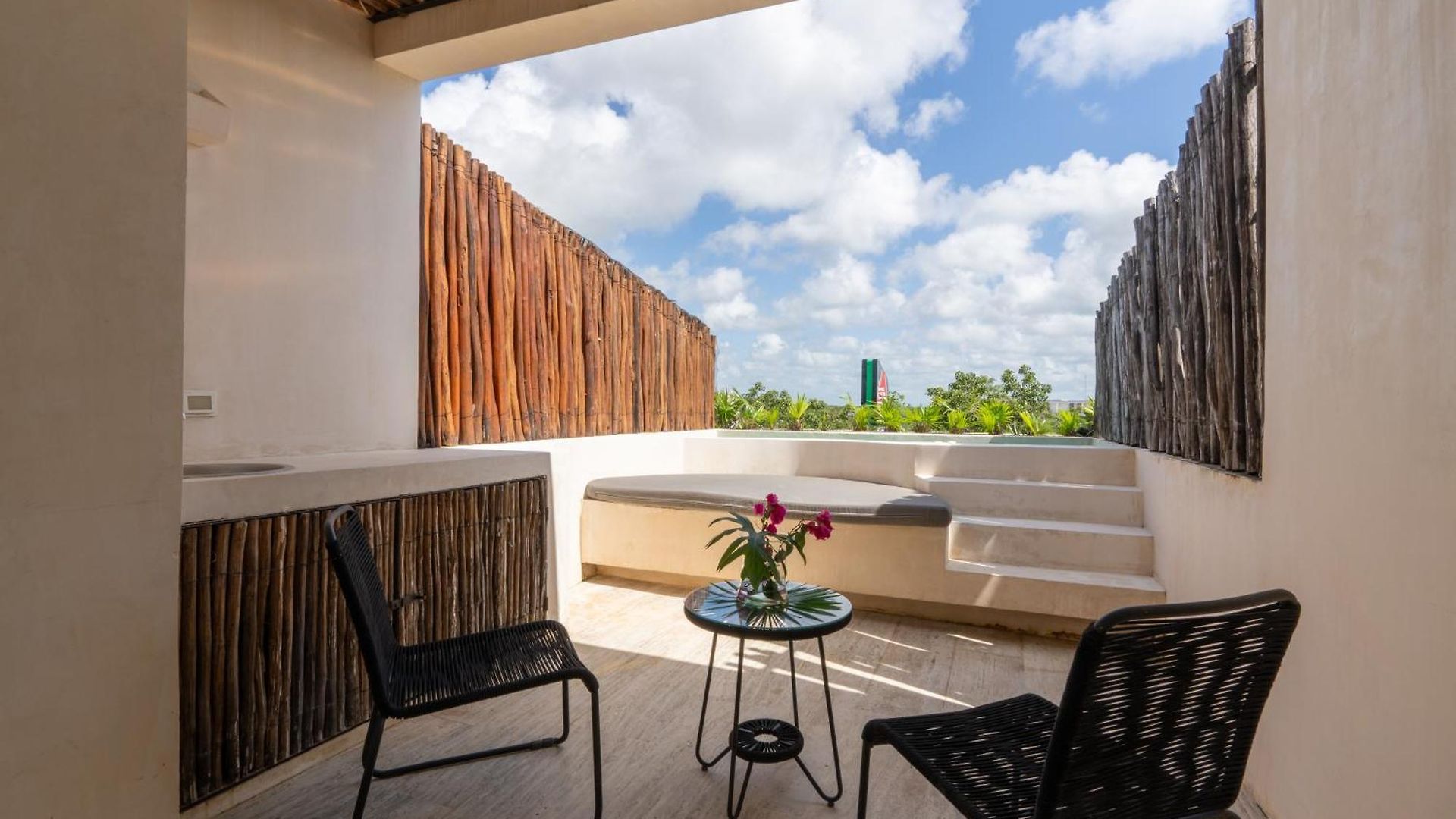 Apartment Sapphire - 2 Floors With Private Roof And Pool & Club Access