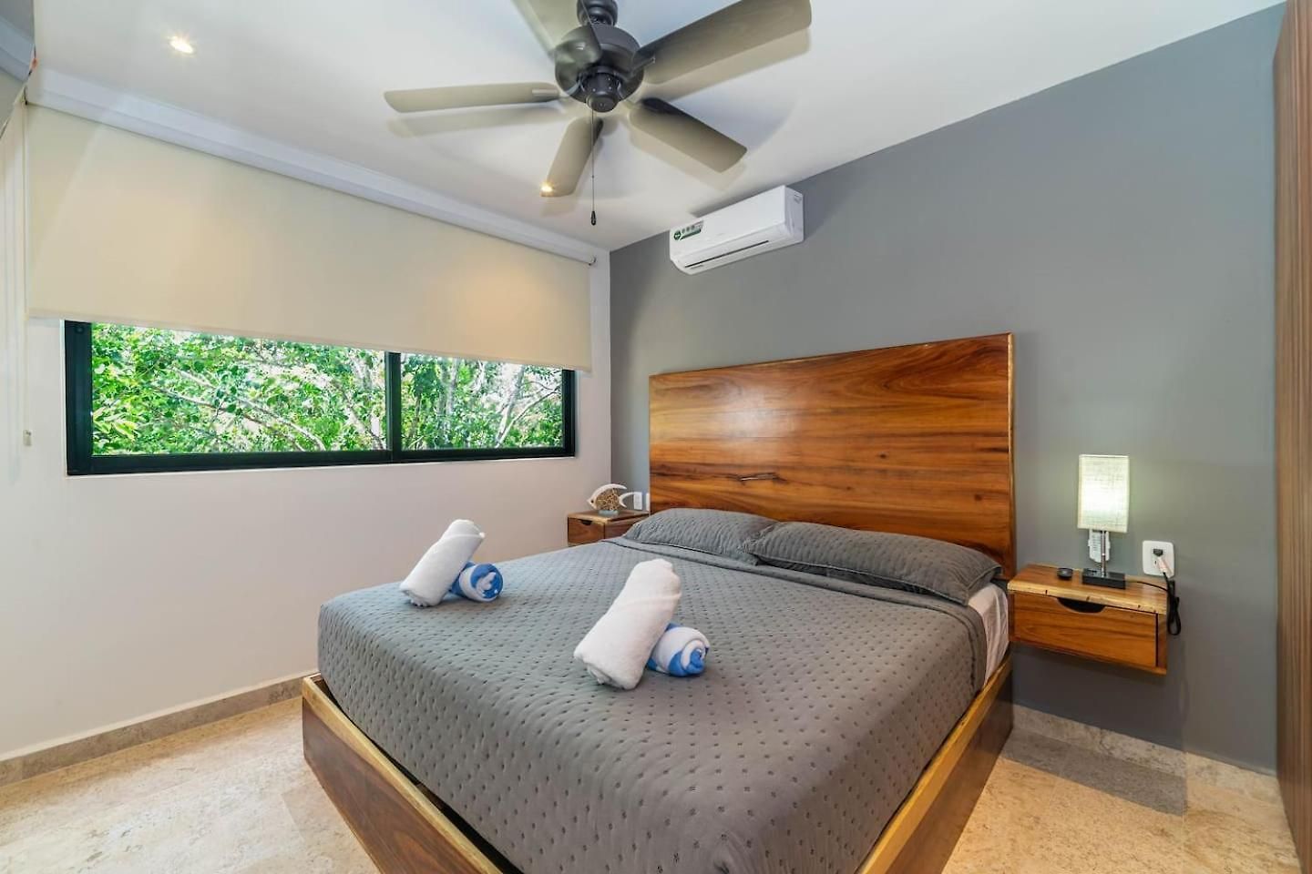 2 Bd With Private Balcony, Rooftop Pool, Gym