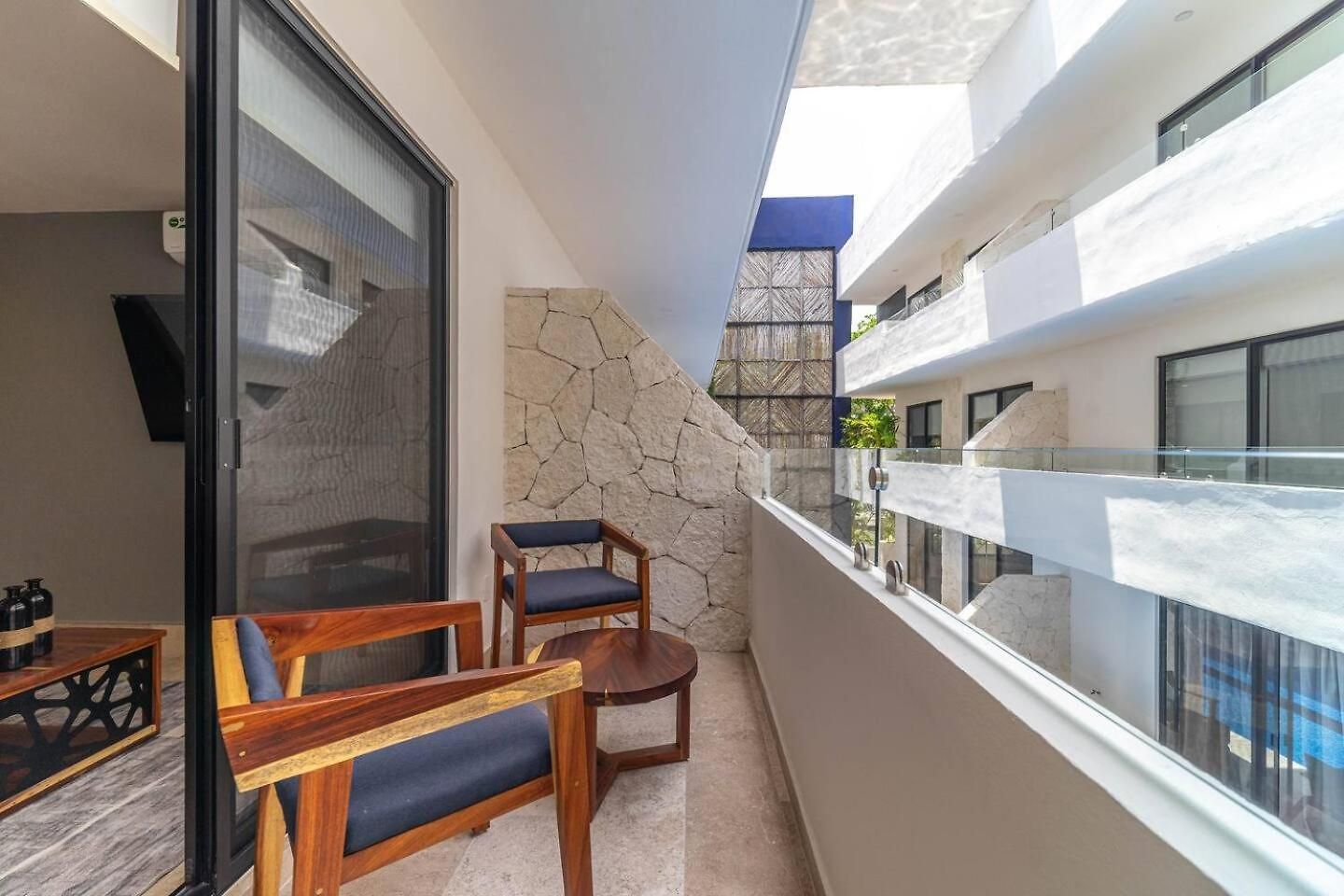 Holiday home 2 Bd With Private Balcony, Rooftop Pool, Gym Tulum