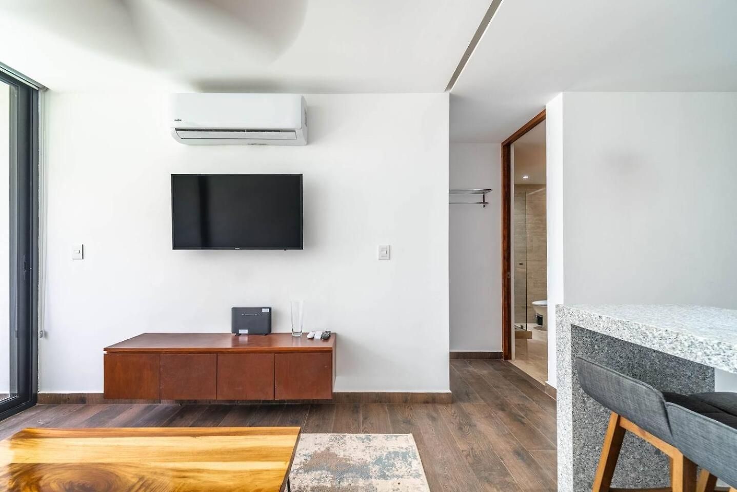 1 Bd With Balcony At Kiin La Veleta Tulum