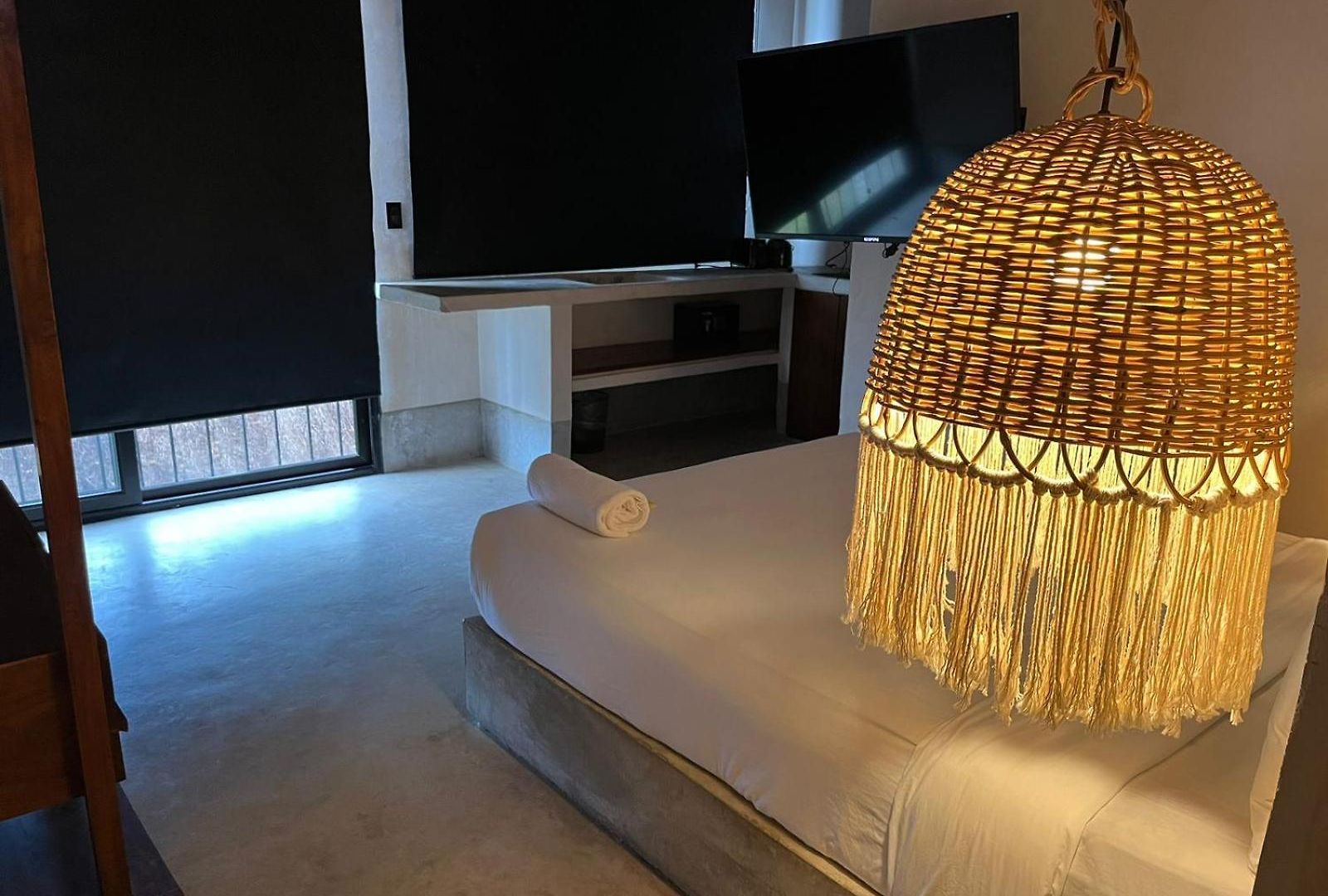 Cute And Cozy With Rooftop Pool Apartment *