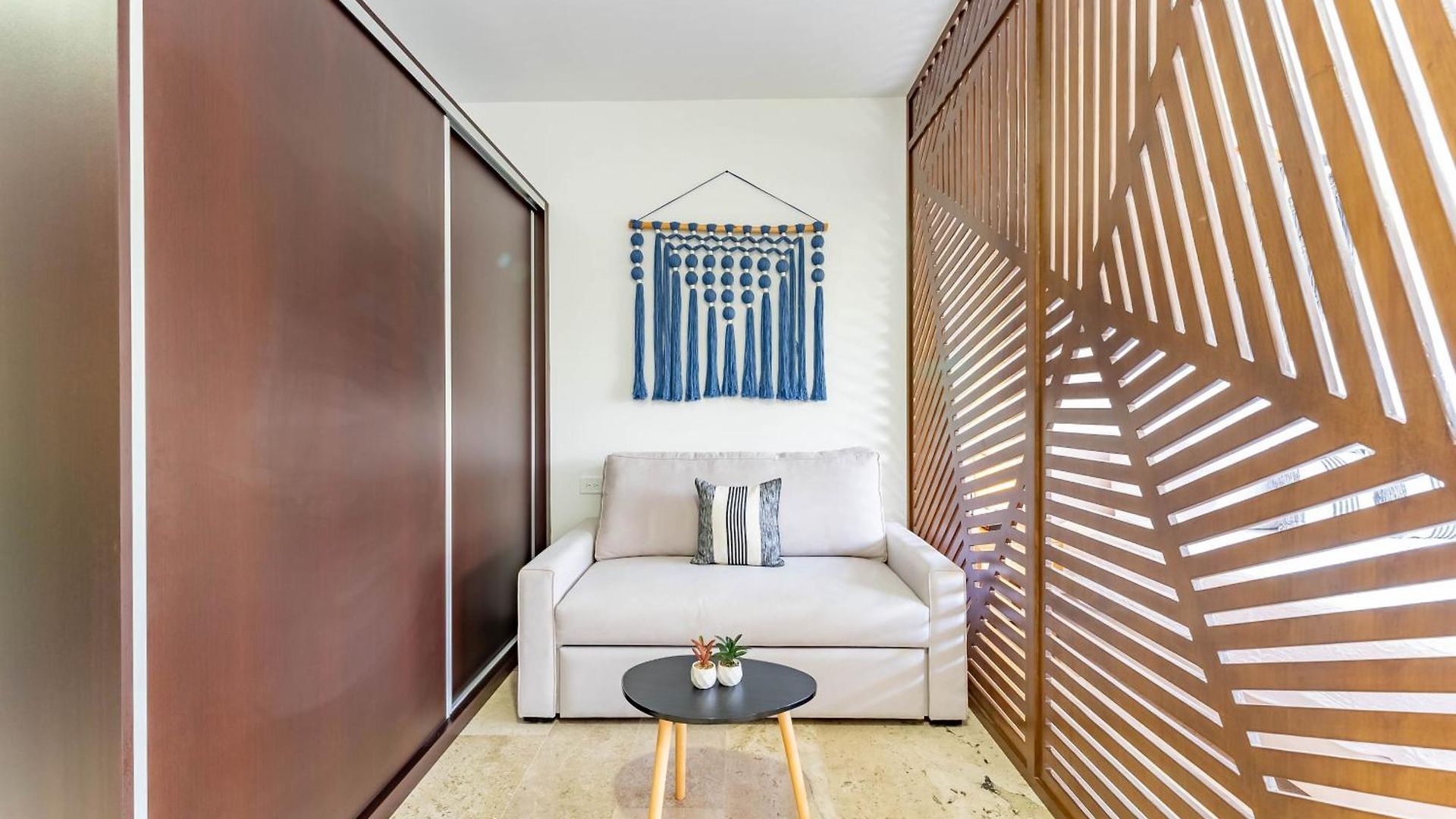 Menesse Apartahotel Tulum