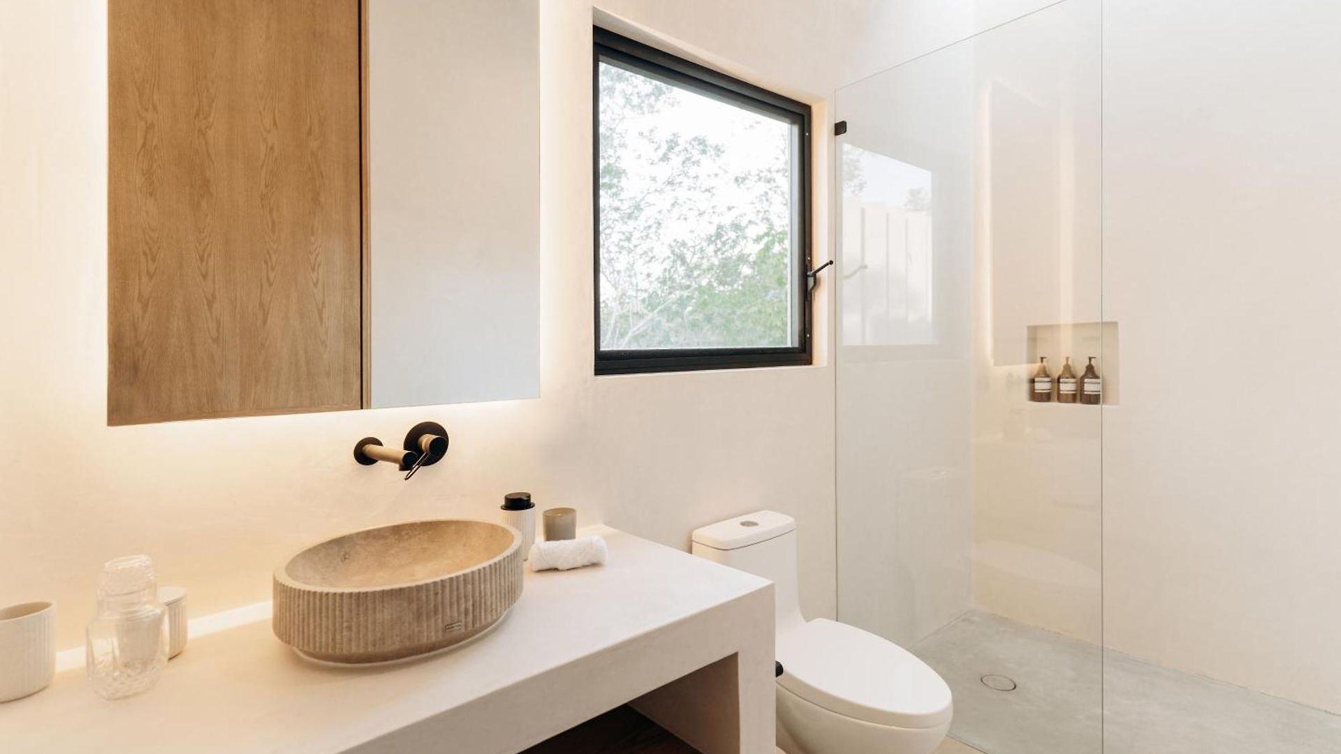 Lev - Celebrated Architectural Designer Villa *