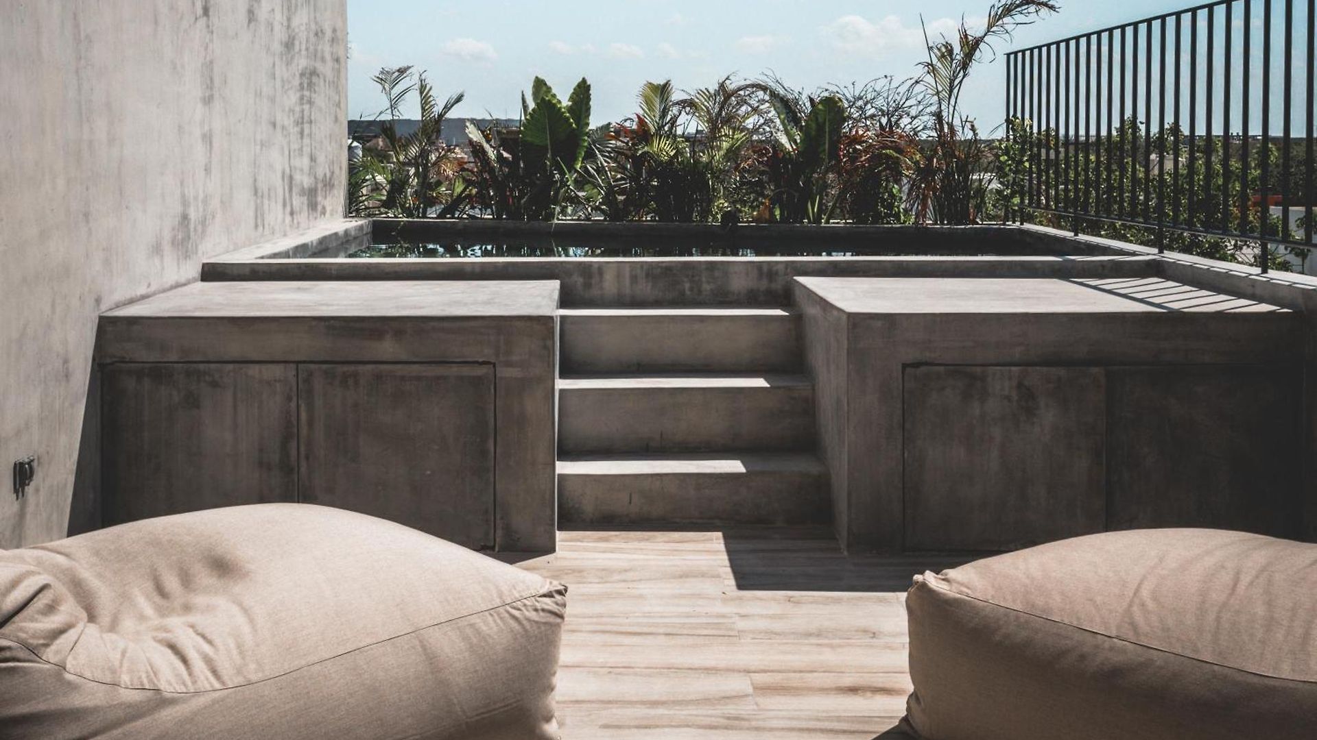 Aparthotel Urbano By Sundara 4*
