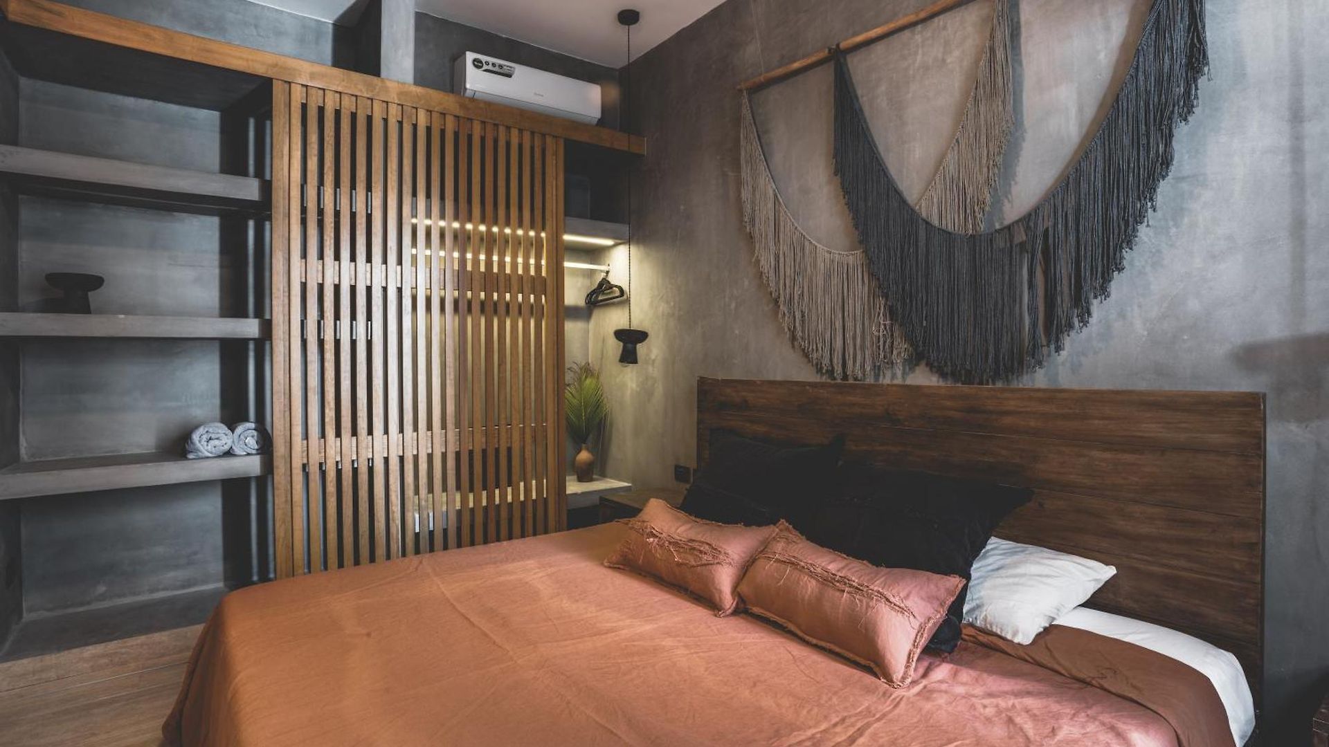 Aparthotel Urbano By Sundara 4*