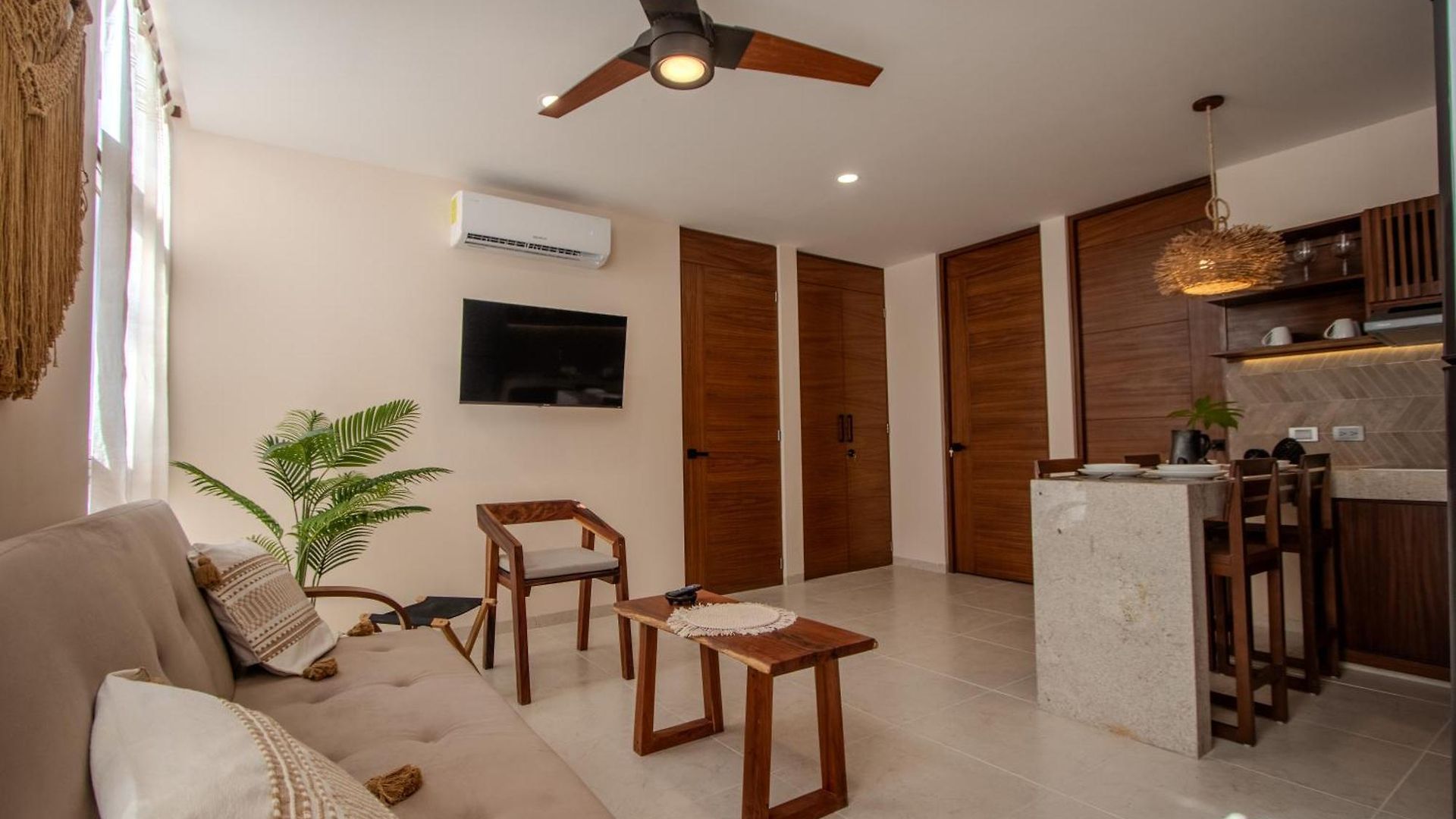 2 Bedroom Plunge Pool Ac Wifi