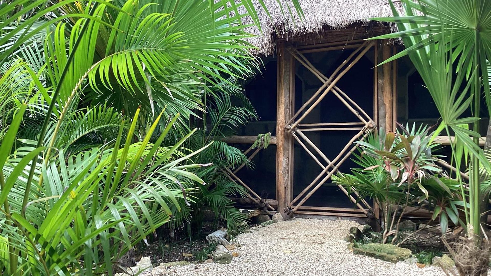 Yaxchen Cabañas&cenote Lodge Tulum