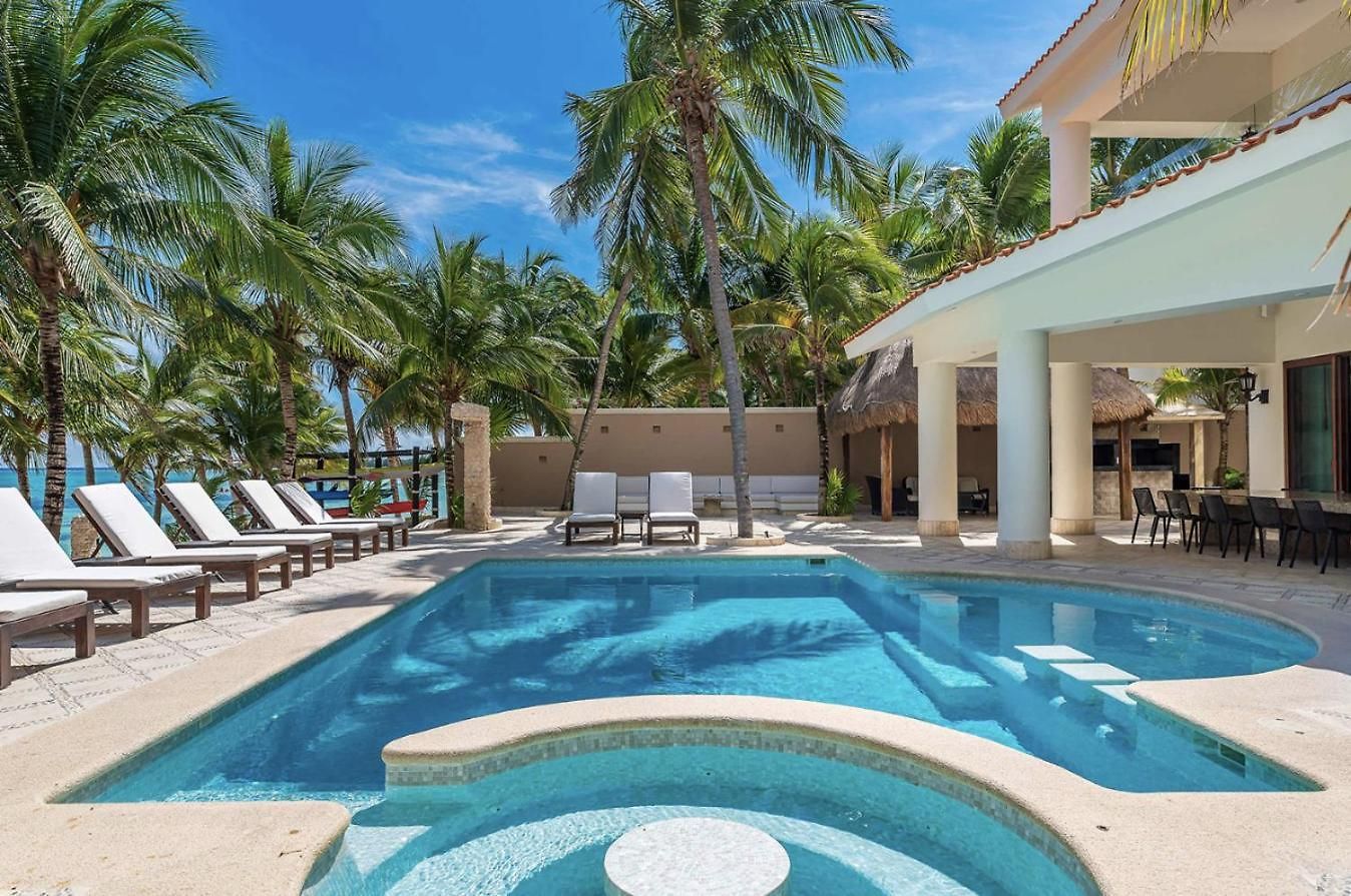 Mansion Soliman Bay For 34 Guests * Tulum