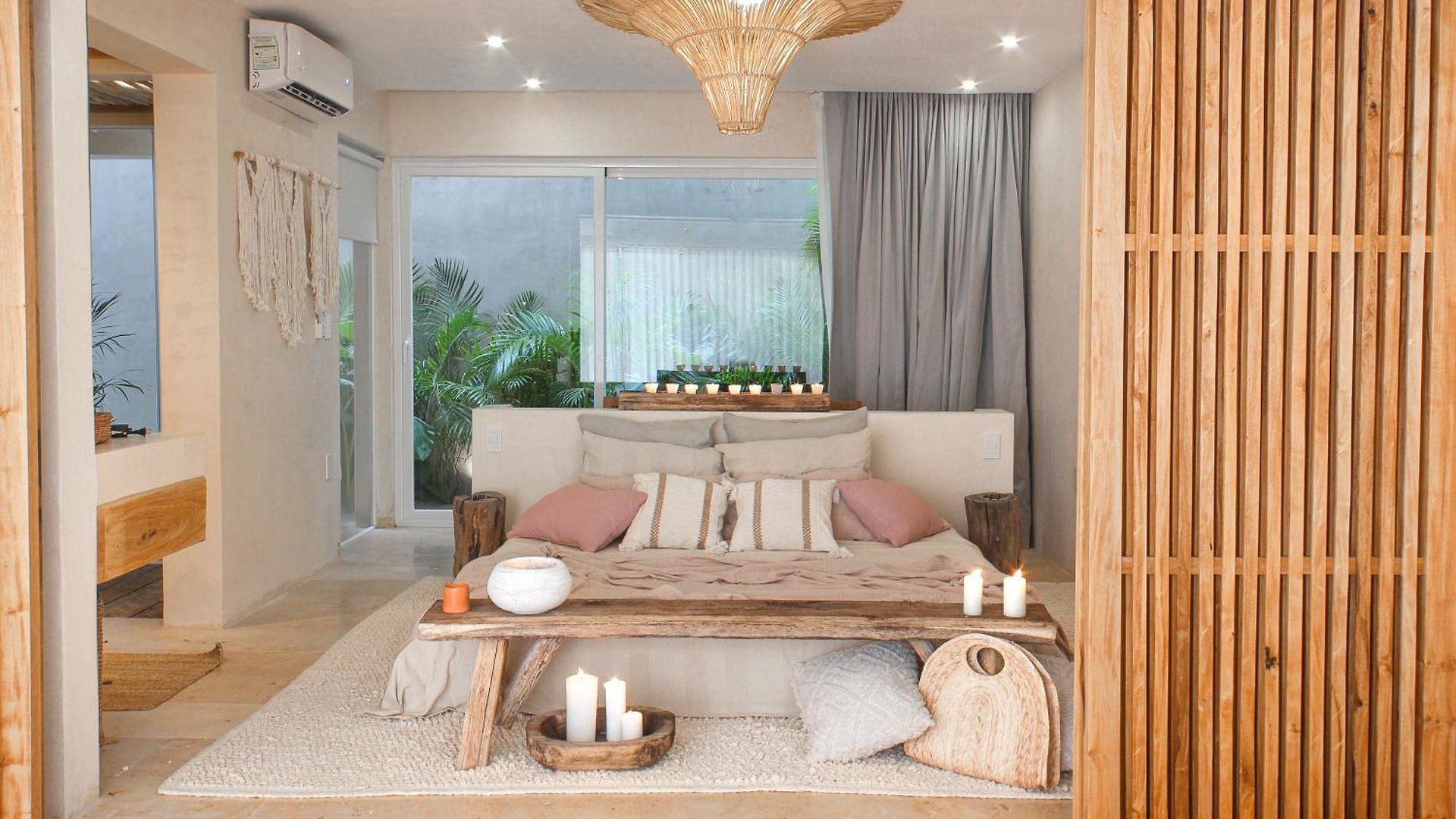 Jungle Chic Hotel