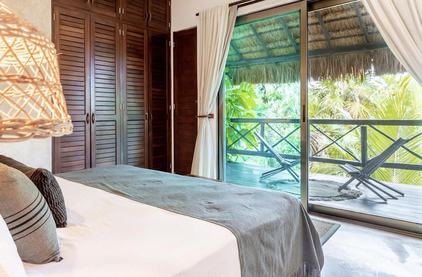 Casa De Vientos Soliman Bay Villa