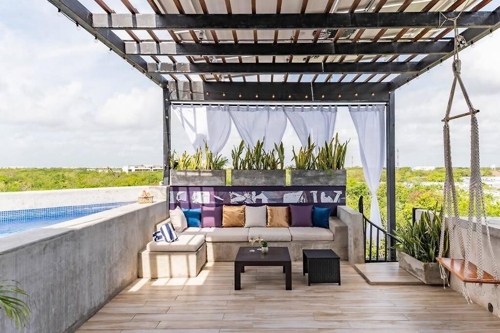 Apartment Rooftop Pool Paradise With Jungle Views