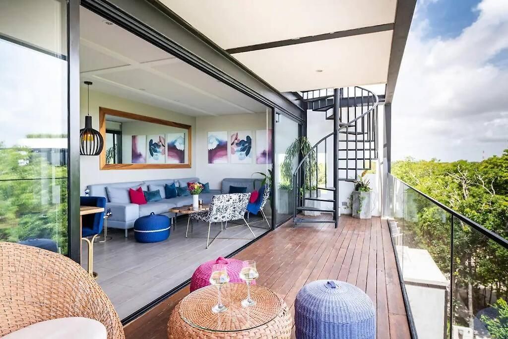 Apartment Designer Penthouse - Rooftop Pool & Jungle View