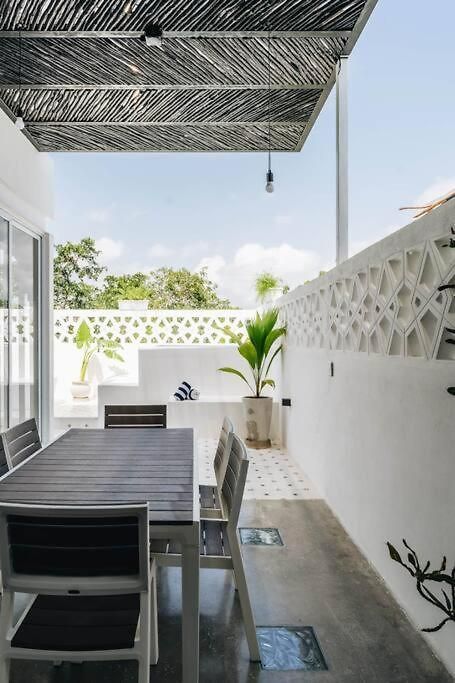 8br Two-villa Compound With Four Pools Tulum