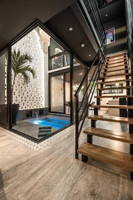 8br Two-villa Compound With Four Pools *