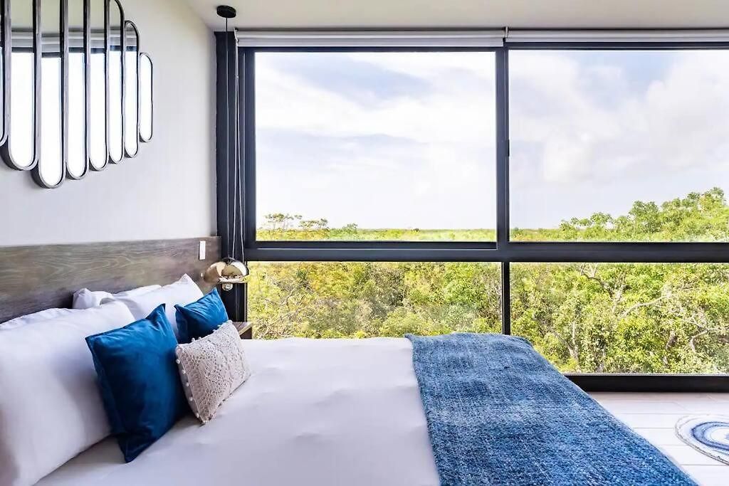 Apartment Designer Penthouse - Rooftop Pool & Jungle View