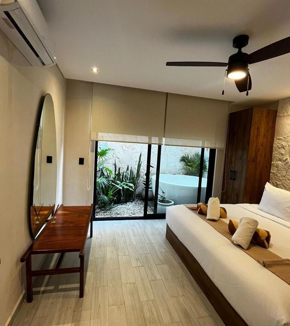 Apartment Cozy With A King Size Bed
