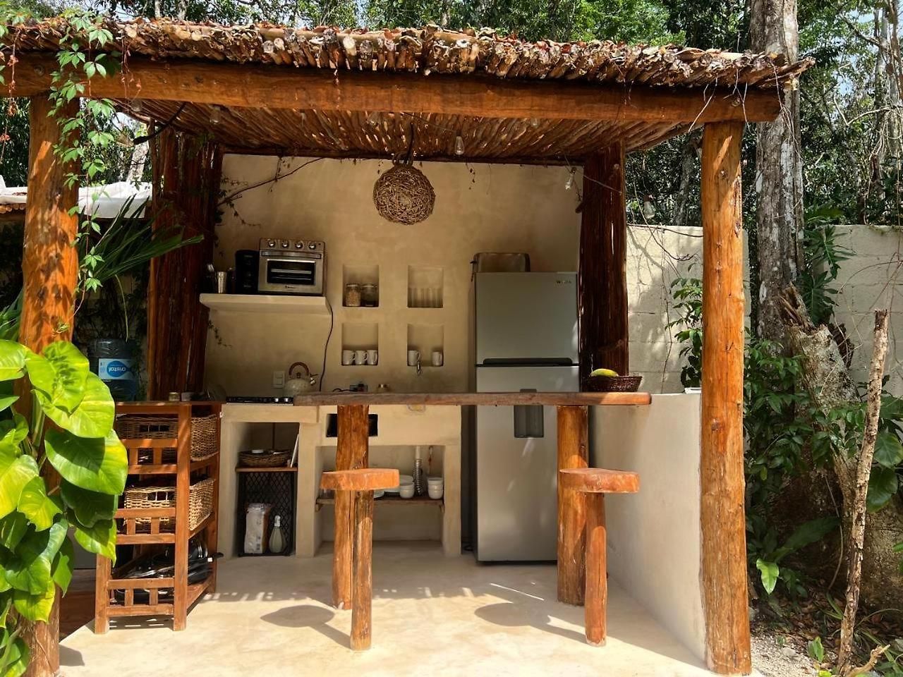 Tzunum Jade Lodge *