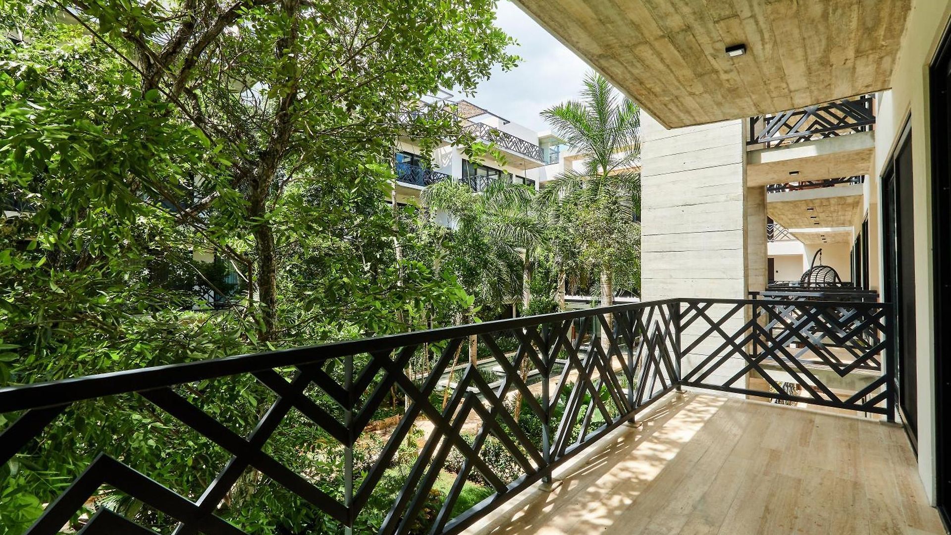 Apartment Escape - Stylish Pool, Gym & Parking Tulum