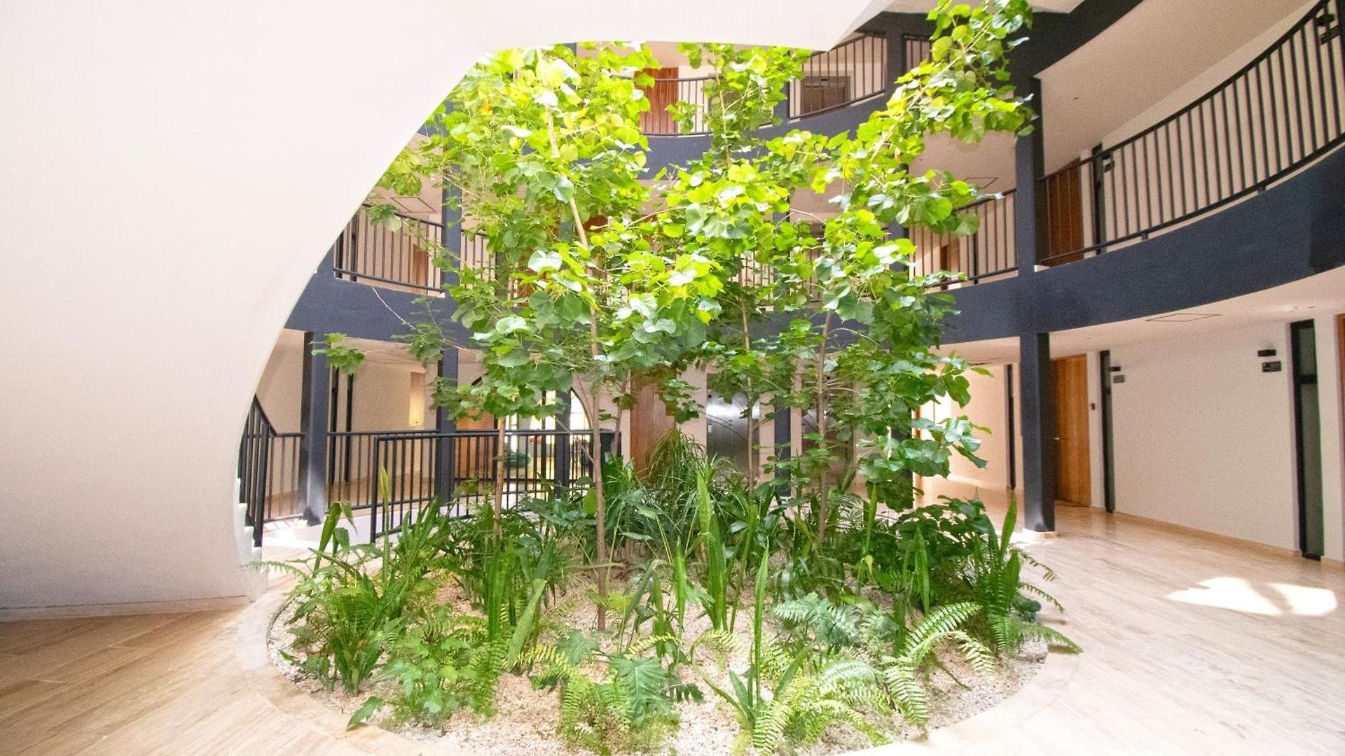 Hacienda Tuk By The Spot Apartment