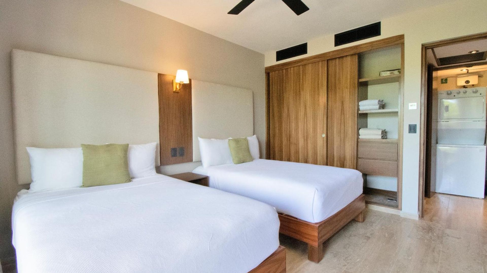 Apartment Hacienda Tuk By The Spot