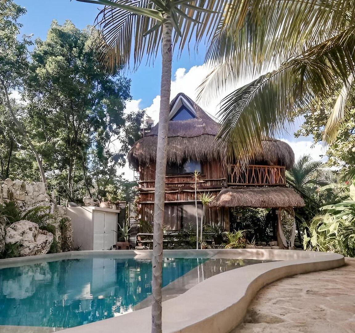 Inn Zamunda Garden View