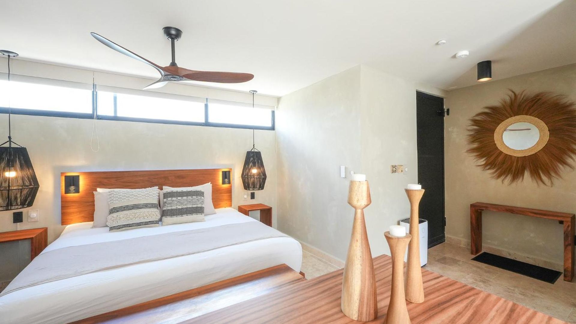 Aldea Dream Modern Designer 2 Floor Penthouse Sleeps 8 Apartment