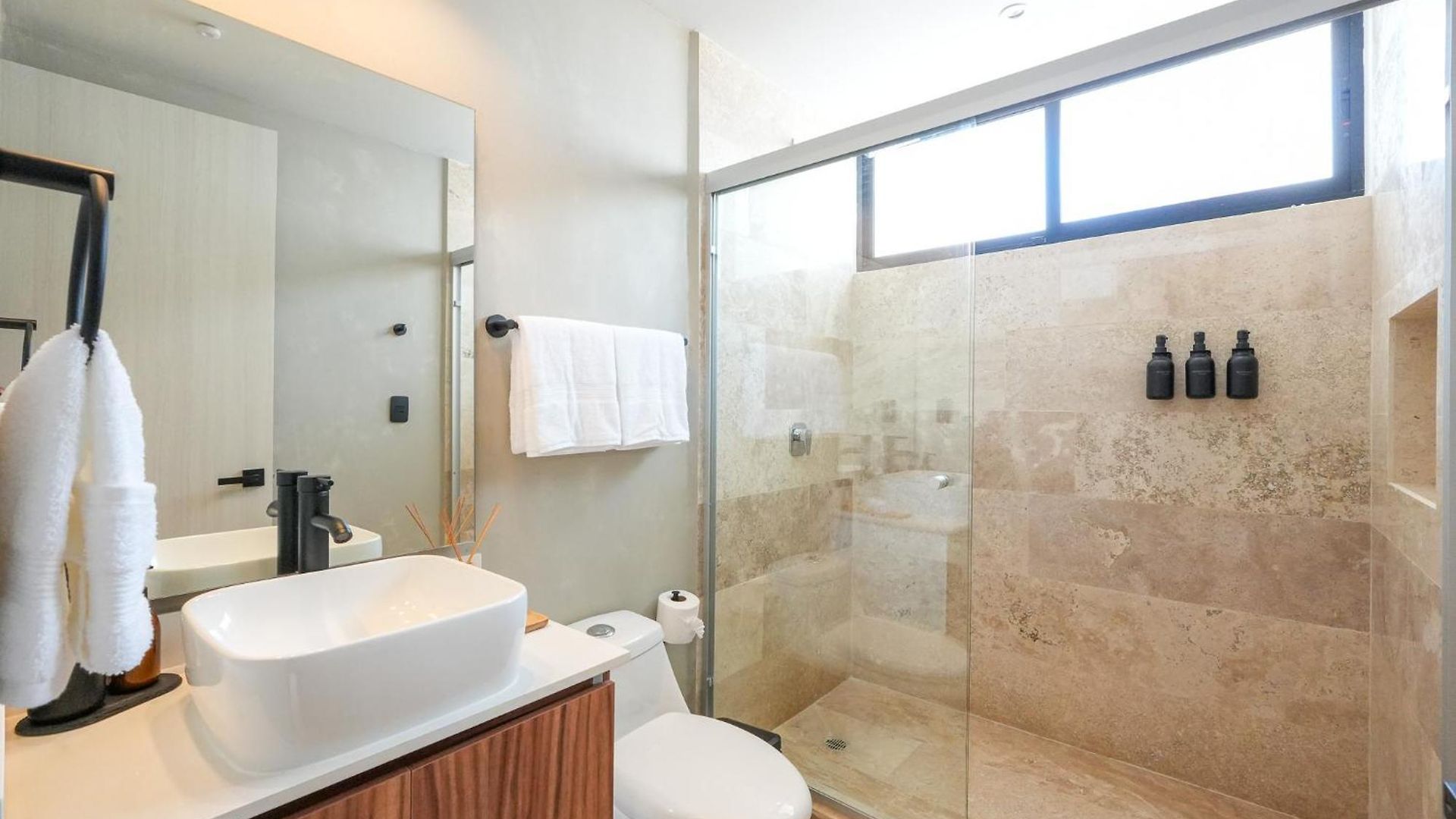 Aldea Dream Modern Designer 2 Floor Penthouse Sleeps 8 *