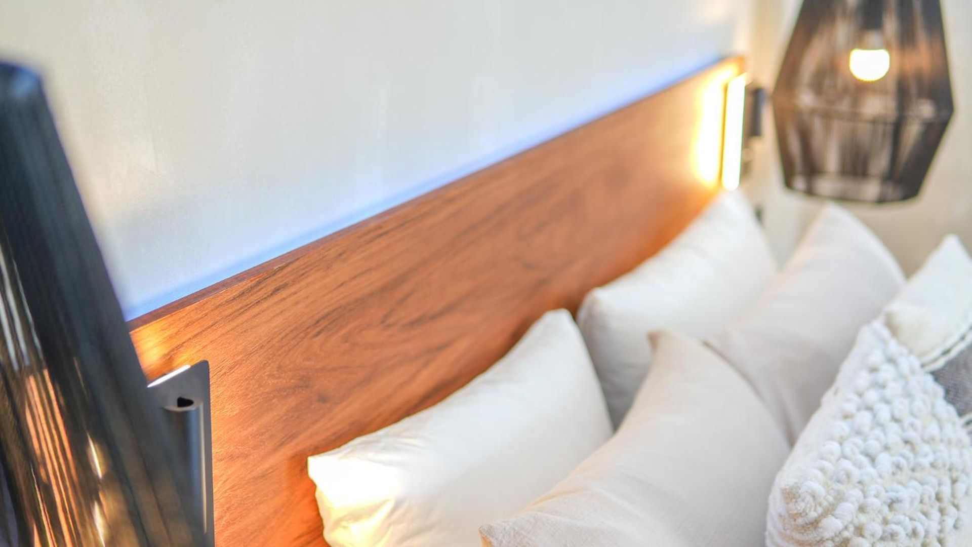 Aldea Dream Modern Designer 2 Floor Penthouse Sleeps 8 *