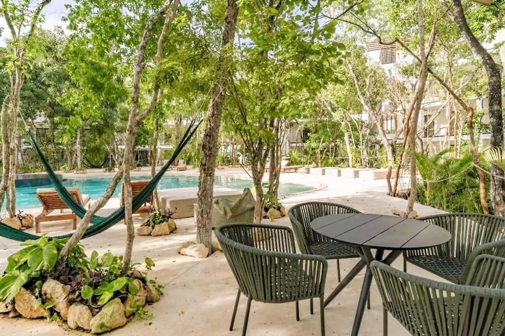 Anana Yaaxlum 401 N Tulum
