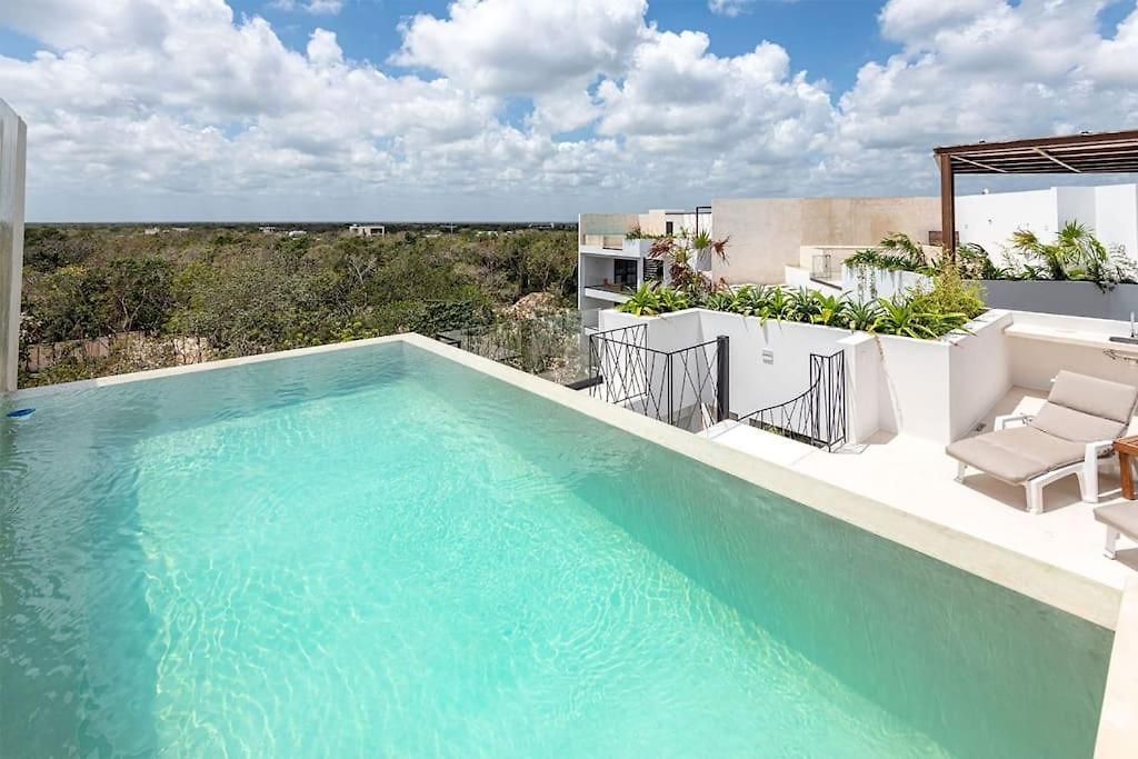 Anana Yaaxlum 401 N Tulum