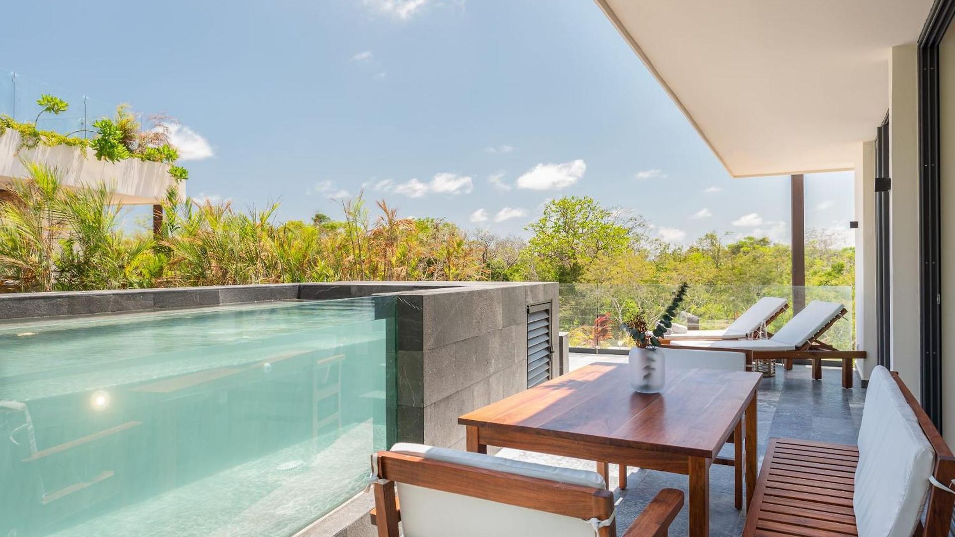Apartment Temple Paradise Luxury 6 Min From