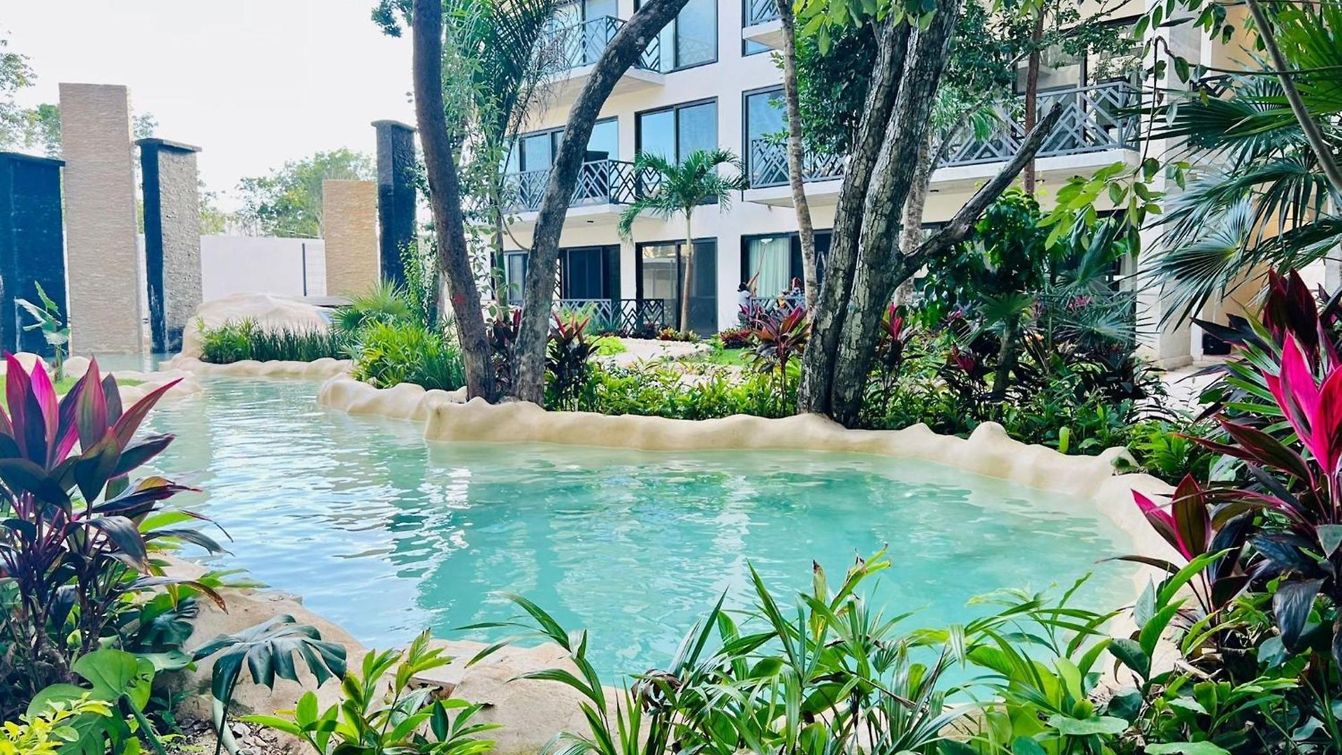 Apartment Stylish 2br Penthhouse, Private Terrace, Grill And Pool *