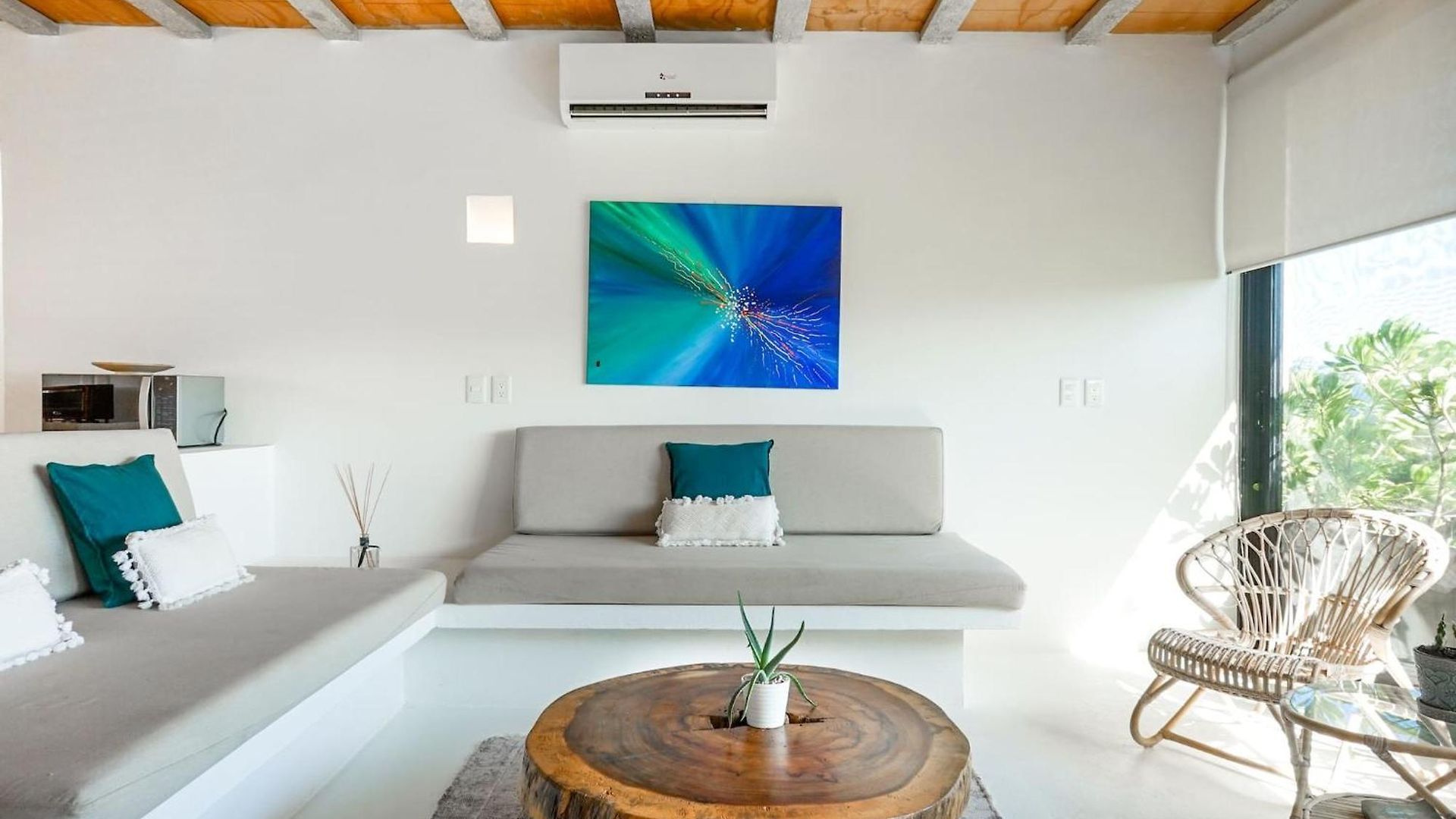 Saasil Penthouse Rooftop Pool Holiday home *