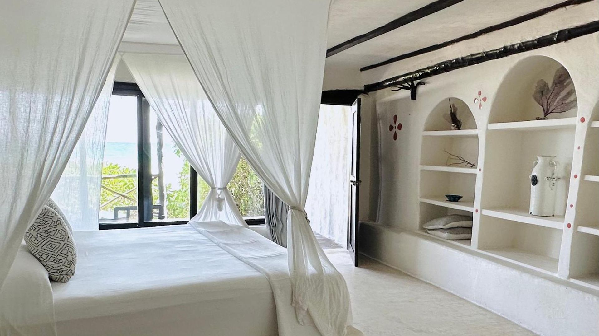 Hotel Luv