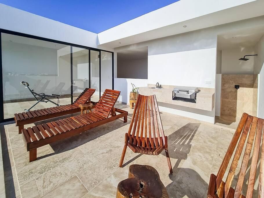 Access Sunrise Private Pool Fast Wifi Apartment