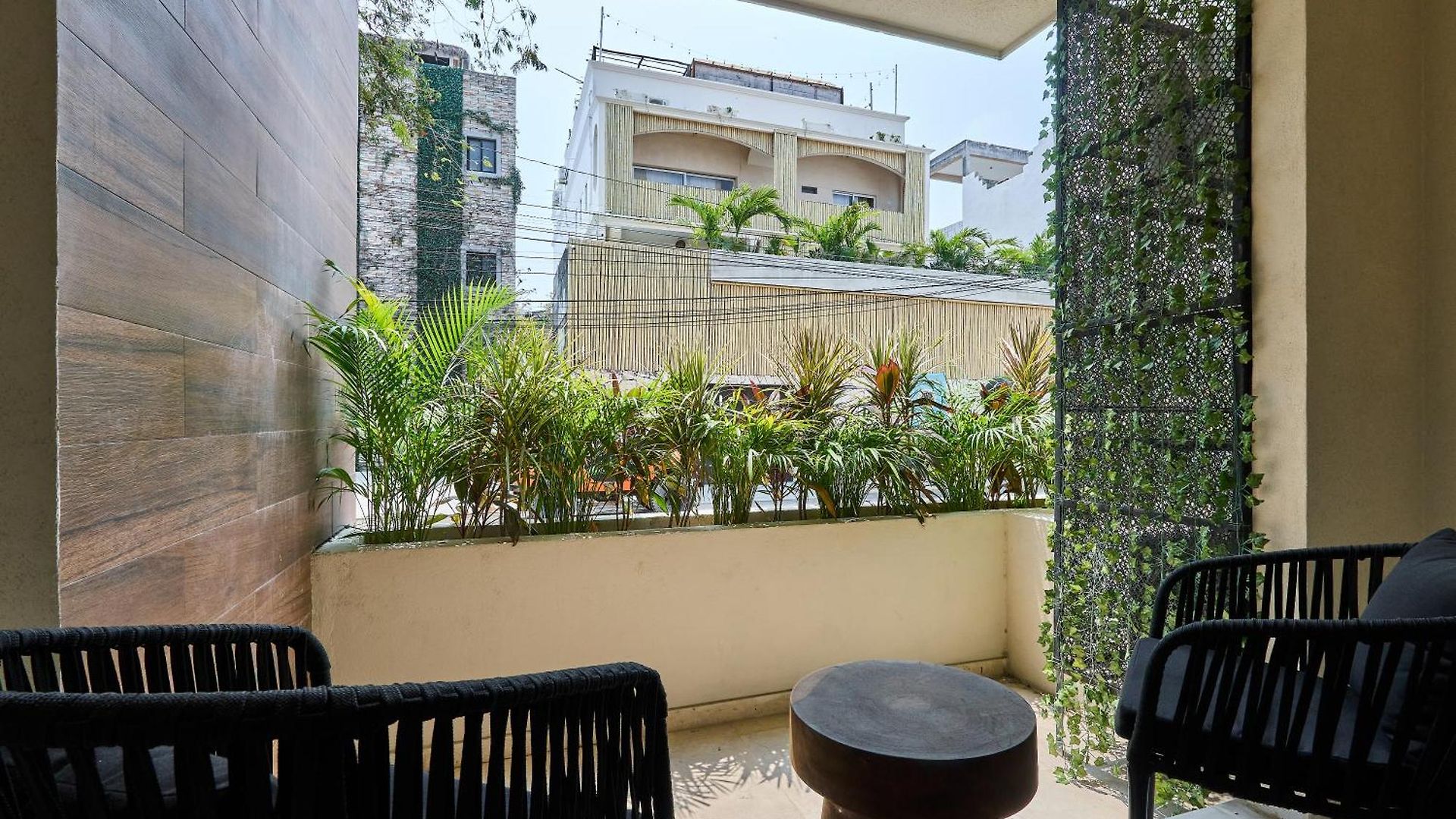 Hotel Bakal By Lockey 4*