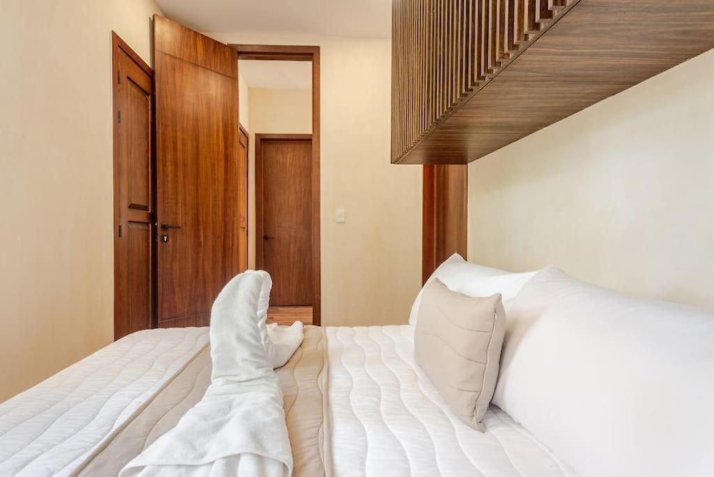 Alberca Y Balcon Privado A 6 Minutos De La Playa *