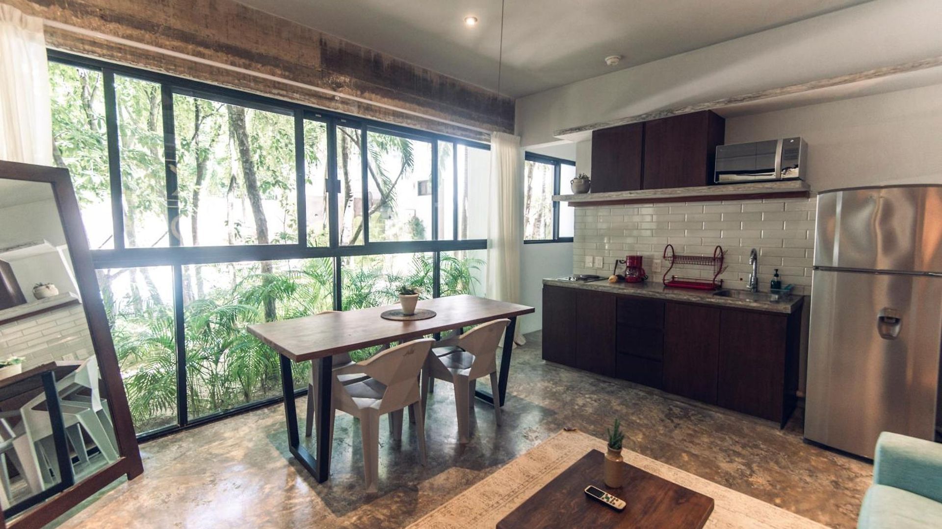 Nomad Humans Coliving * Tulum