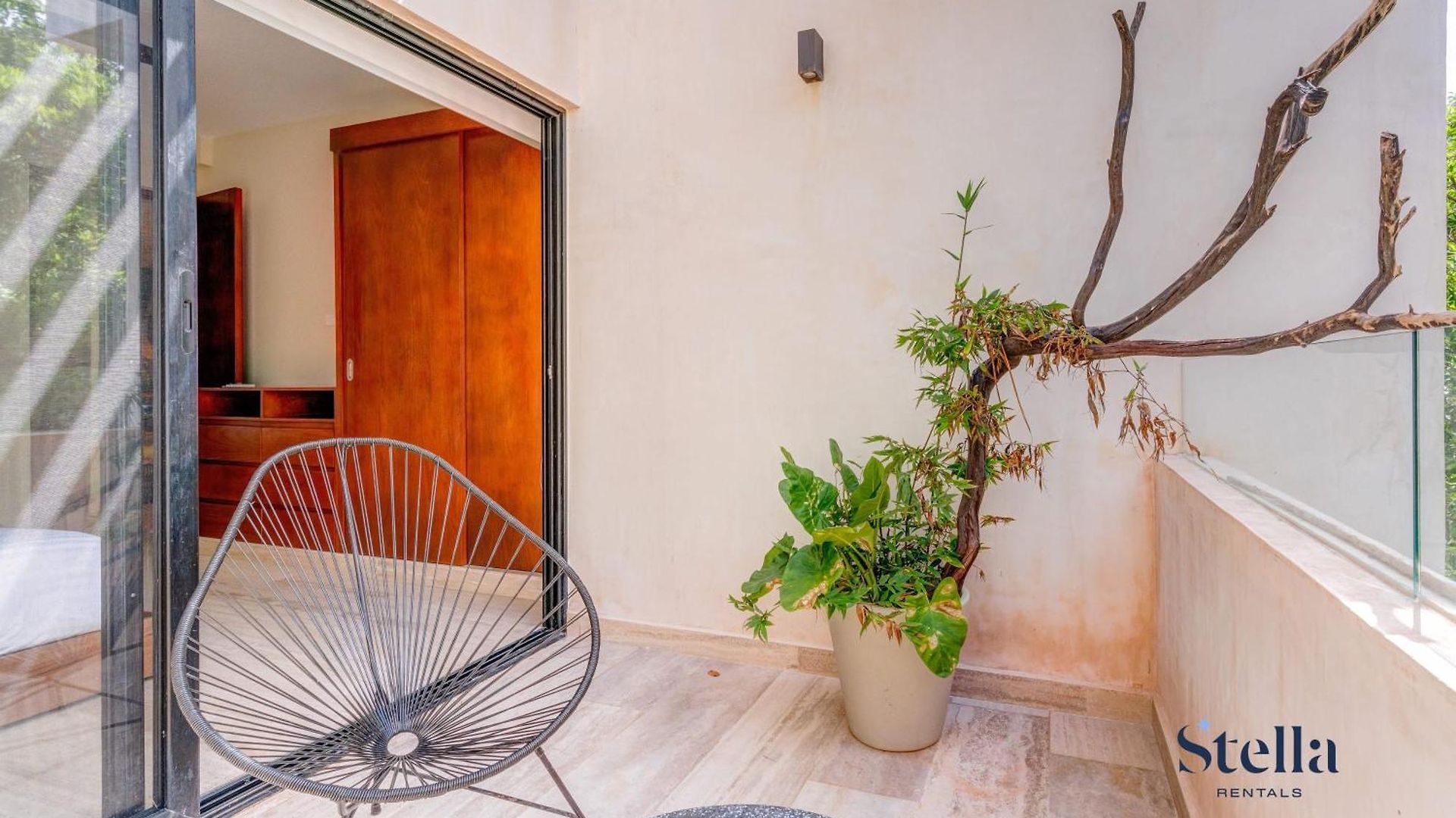 Private Jungle View Balcony In Aldea Premium